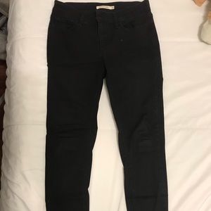 Levi’s 710 Black Skinny Jeans